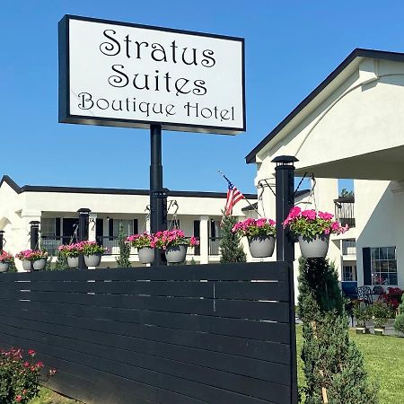 Stratus Suites Boutique Hotel キリーン エクステリア 写真